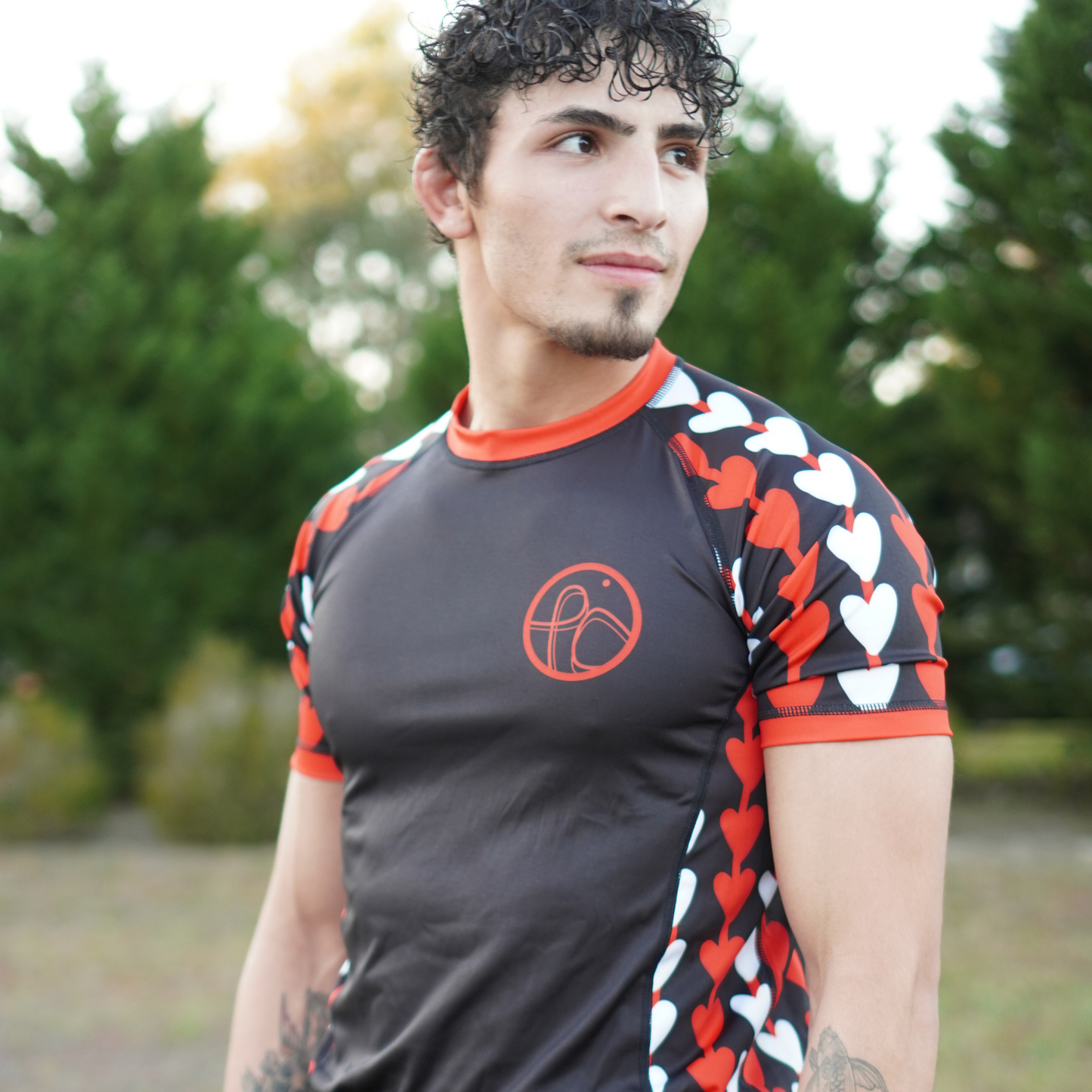 Hunting for subs, not luv rashguard ADULT