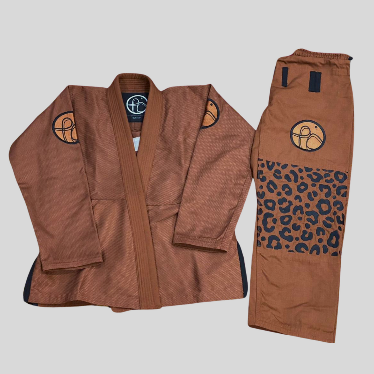 front view of jaguar gi in brown with black pattern